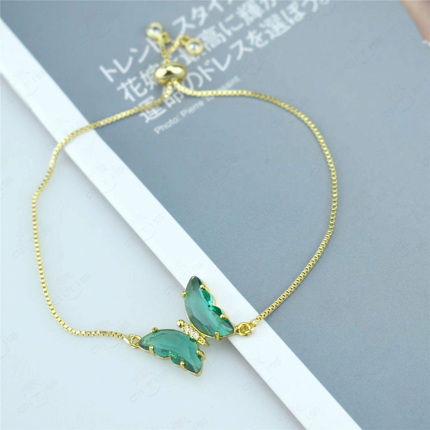 New Fashion Transparent Crystal Butterfly Zircon Bracelet Female Box Bracelet Copper Zircon Color Jewelry