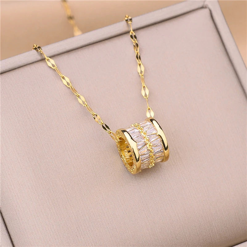 316L Stainless Steel 3 Color Round Pendant Necklace Minimalist Style Beautiful Woman Jewelry Accessories On Neck 2021