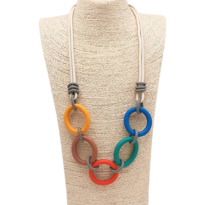 New 2024 Multicolor Rubber Necklaces For Women Gothic Pendant Sweater Choker Design Ethnic Jewelry Wood Accessories Necklace