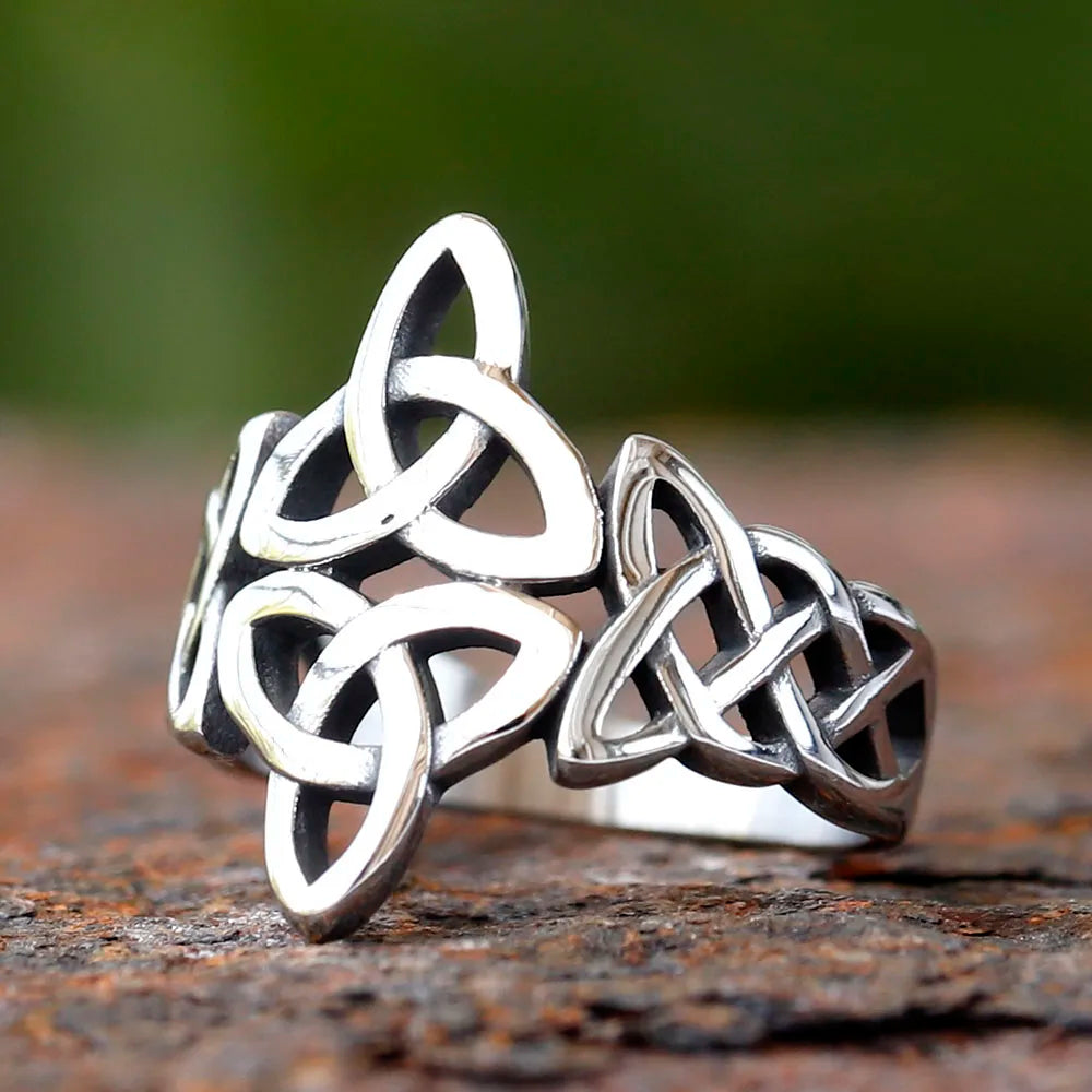 Vintage Hollow Out Mens Stainless Steel Celtic Knot Ring Simple Nordic Trinity Irish Rings for Women Viking Amulet Jewelry Gift