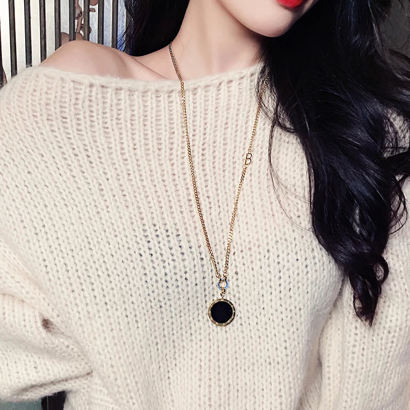 Shell Black and White Roman Wafer Pendant Stainless steel Long Necklace Fashion Sweater Chain Jewelry For Woman Accessories