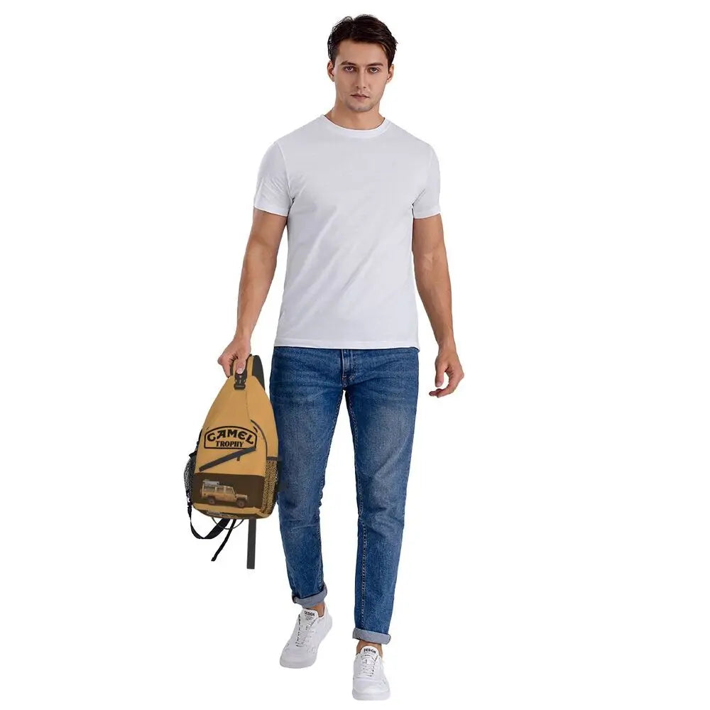 حقيبة ظهر مخصصة للرجال من Camel Trophy Defender 110 Sling Chest Bag Crossbody Shoulder Backpack للسفر اليومي