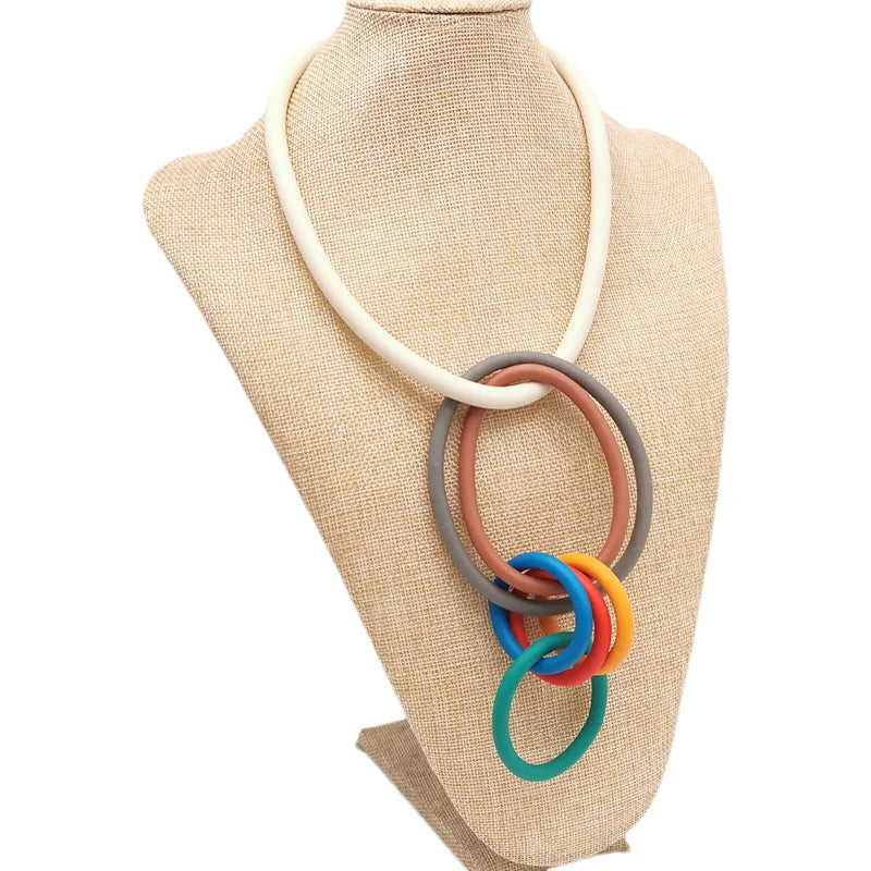 New 2024 Multicolor Rubber Necklaces For Women Gothic Pendant Sweater Choker Design Ethnic Jewelry Wood Accessories Necklace