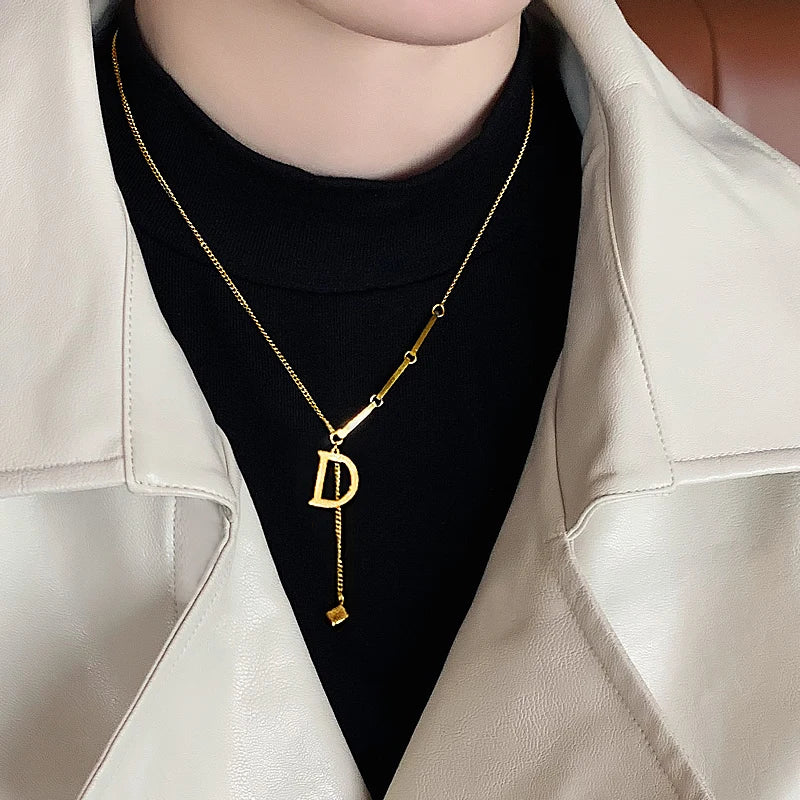 new classic titanium steel D letter pendant Necklace for woman fashion jewelry autumn  sweater chain girl's neck chain