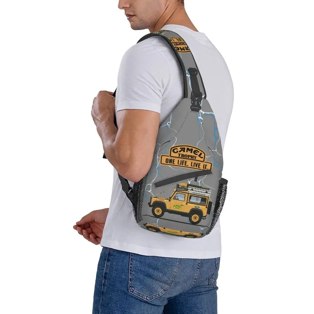 حقيبة ظهر مخصصة للرجال من Camel Trophy Defender 110 Sling Chest Bag Crossbody Shoulder Backpack للسفر اليومي