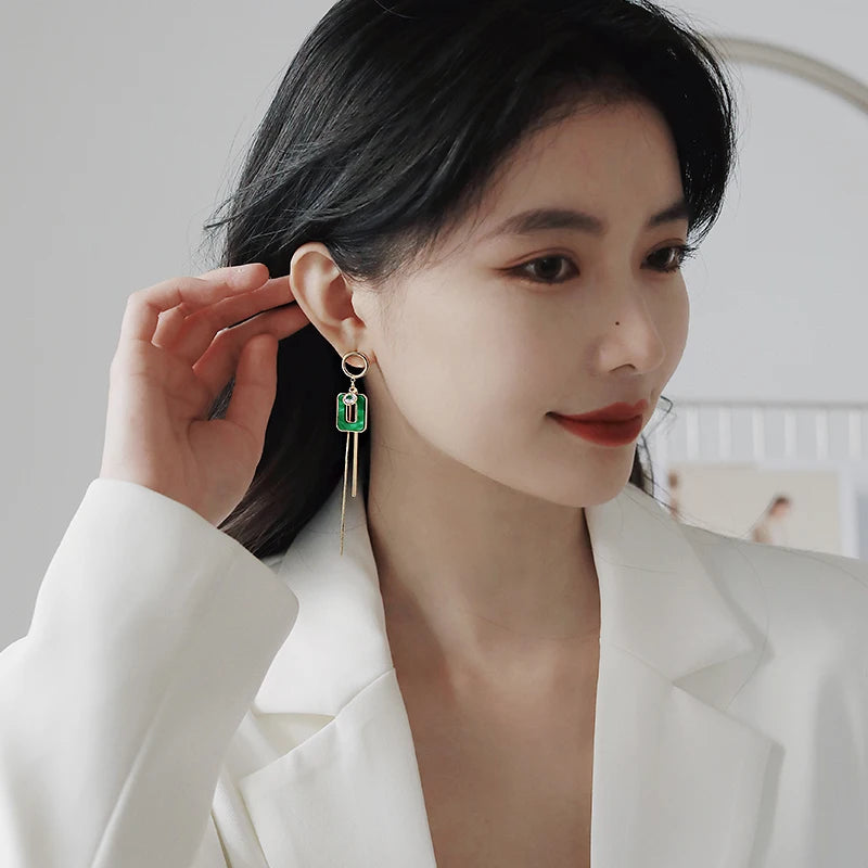 New Asymmetric Green Square Tassel Long Earrings Korean Design Jewelry Girls Fashion Accessories Drop Earrings For Woman