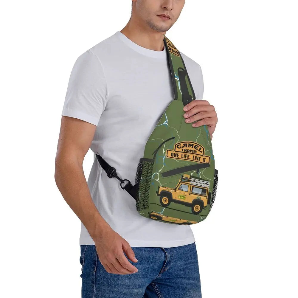 حقيبة ظهر مخصصة للرجال من Camel Trophy Defender 110 Sling Chest Bag Crossbody Shoulder Backpack للسفر اليومي