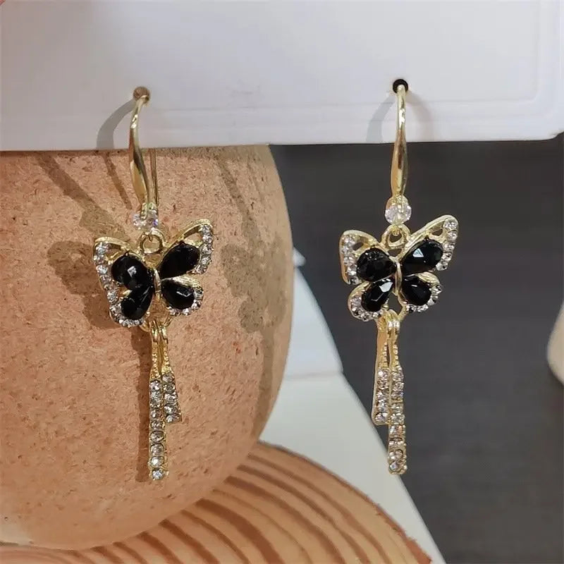 Black Butterfly Earrings 2024 New High End Luxury Temperament Versatile Drop Earrings with Unique Design Women Party Jewelry