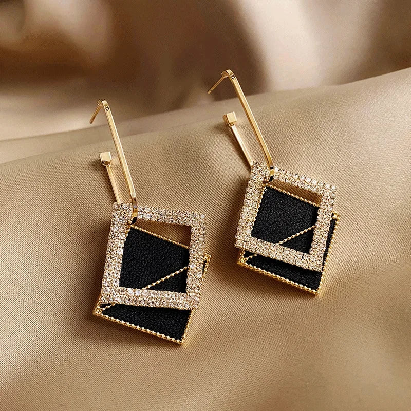 Black Geometric Double Square Hoop Earrings for Women Statement Rhinestone Dangle Earring Charming Jewelry Temperament