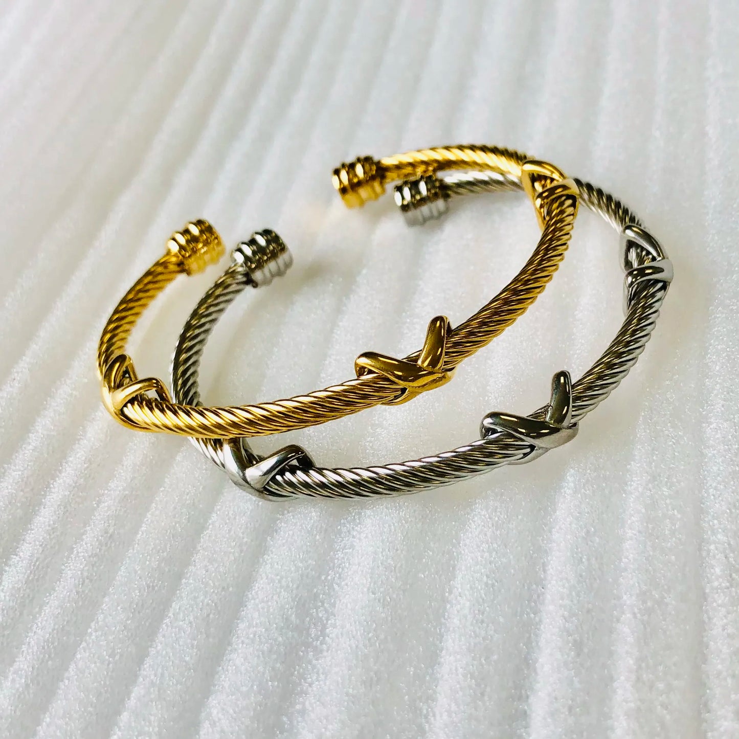 Steel Wire Rope Horseshoe Buckle  Bracelet Titanium Cable Elastic Twisted Wire Hook Bangle Roman Number Bague