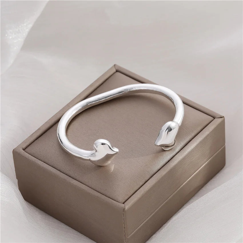 Fashion Design Heart Charms Wristband Female Cuff Bangles&Bracelets For Women Opening Size Gold Silver Color Plated Gift