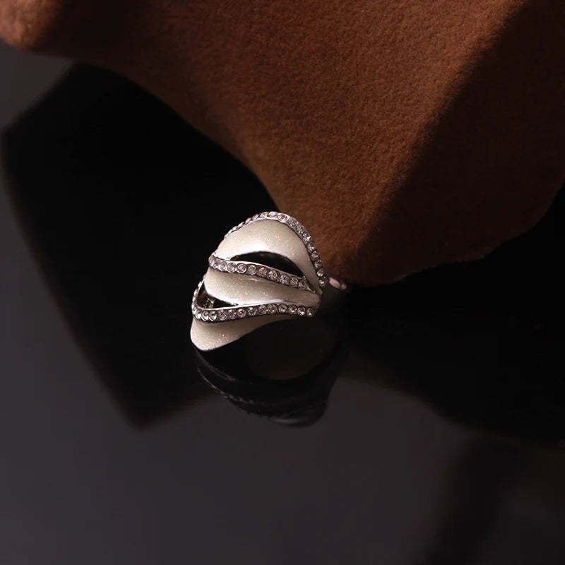 Unique Women's Large Stylish Ring With White Stone Jewelry Finger