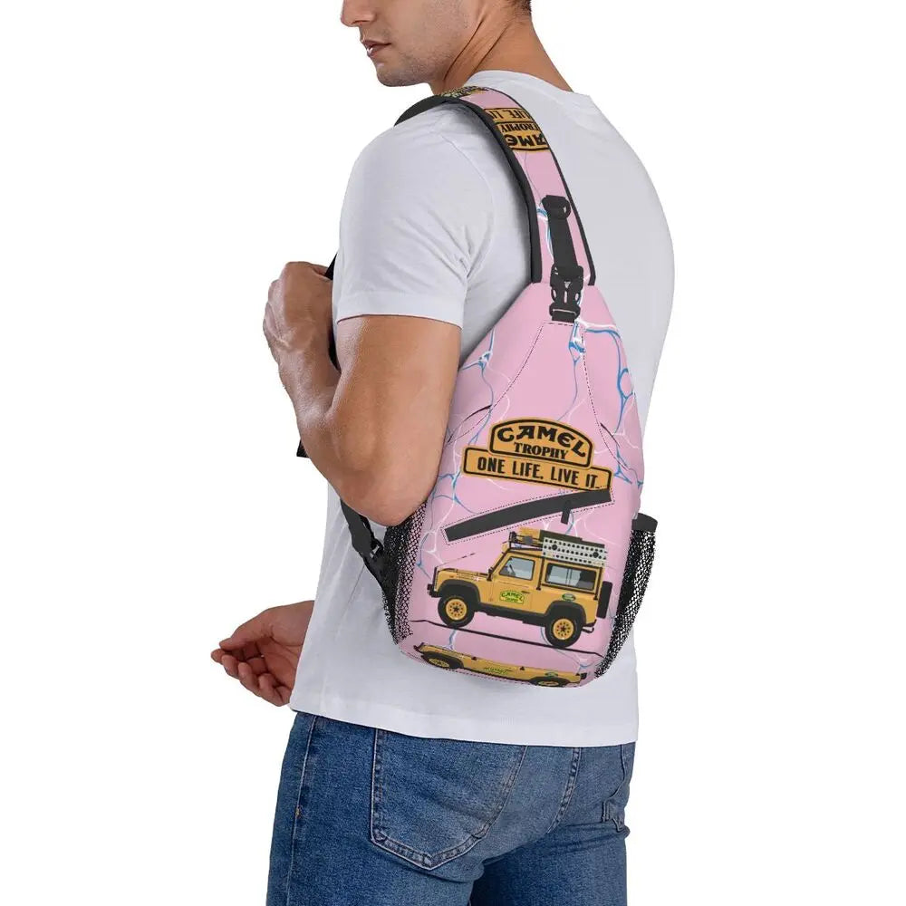 حقيبة ظهر مخصصة للرجال من Camel Trophy Defender 110 Sling Chest Bag Crossbody Shoulder Backpack للسفر اليومي