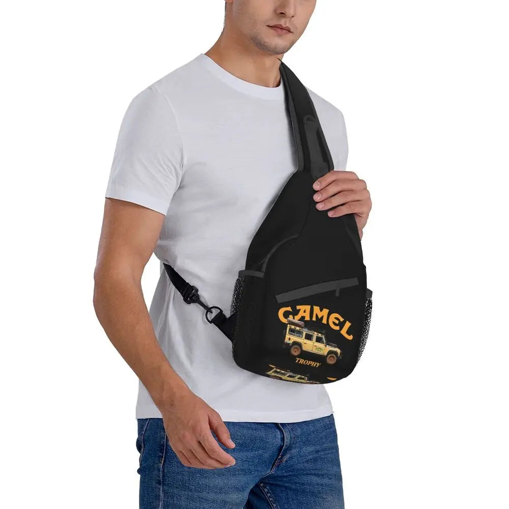 حقيبة ظهر مخصصة للرجال من Camel Trophy Defender 110 Sling Chest Bag Crossbody Shoulder Backpack للسفر اليومي