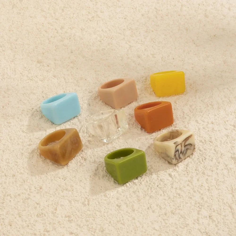 Trendy Colored Acrylic Rings for Women Fashion Simple Geometric Square Wide Edge Resin Ring Y2k Punk Ring Jewelry Accessories