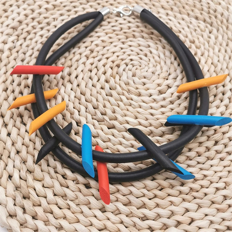 New 2024 Multicolor Rubber Necklaces For Women Gothic Pendant Sweater Choker Design Ethnic Jewelry Wood Accessories Necklace